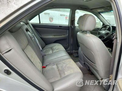 Zdjęcie 10 z 12 samochodu: 2002 TOYOTA CAMRY LE VIN:4T1BE32K92U005201 - miniatura
