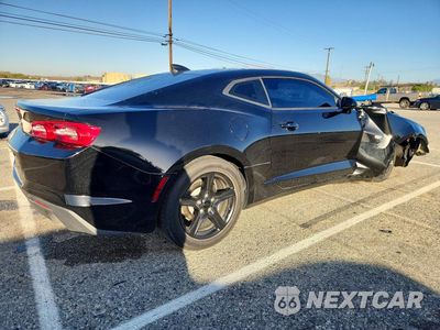 Trzecie zdjęcie samochodu z tyłu: 2022 CHEVROLET CAMARO LS VIN:1G1FA1RX9N0105441 - miniatura