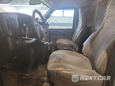 Zdjęcie 7 z 13 samochodu: 2019 CHEVROLET EXPRESS 2500 CARGO DELIVERY VAN VIN:1GCWGAFG0K1363010 - miniatura
