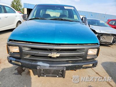 Piąte zdjęcie samochodu w środku: 1996 CHEVROLET S TRUCK S10 VIN:1GCCS14X4TK157530 - miniatura