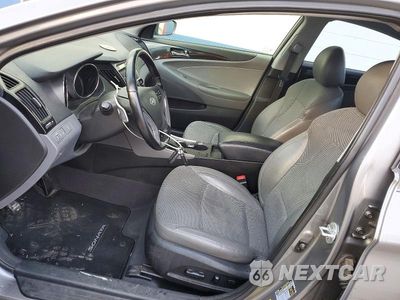 Zdjęcie 7 z 12 samochodu: 2014 HYUNDAI SONATA SE VIN:5NPEC4AC5EH883746 - miniatura