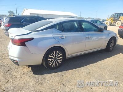 Trzecie zdjęcie samochodu z tyłu: 2024 NISSAN ALTIMA SV VIN:1N4BL4DV5RN325200 - miniatura