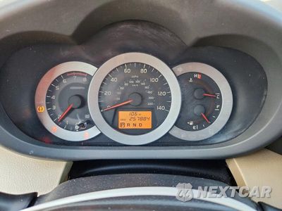 Zdjęcie 9 z 13 samochodu: 2011 TOYOTA RAV4 BASE VIN:2T3ZF4DV9BW079248 - miniatura