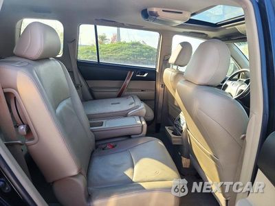 Zdjęcie 11 z 13 samochodu: 2008 TOYOTA HIGHLANDER LIMITED VIN:JTEES42A282106071 - miniatura