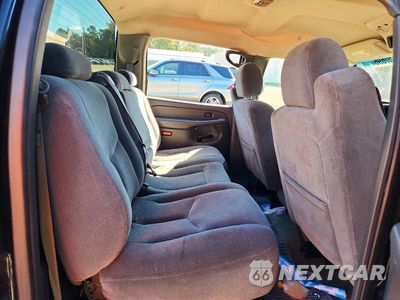 Zdjęcie 10 z 12 samochodu: 2004 CHEVROLET SILVERADO C2500 HEAVY DUTY VIN:1GCHC23U84F110575 - miniatura