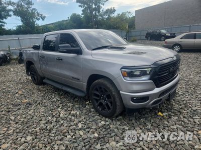 Czwarte zdjęcie samochodu z boku: 2024 RAM 1500 LARAMIE VIN:1C6SRFJT7RN159776 - miniatura