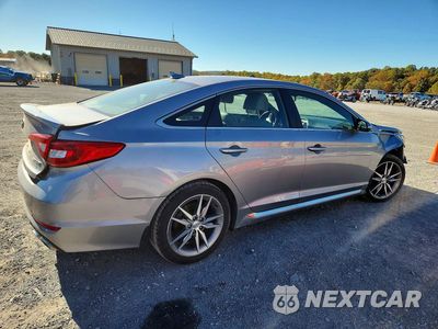 Trzecie zdjęcie samochodu z tyłu: 2017 HYUNDAI SONATA SPORT 2.0T VIN:5NPE34AB0HH540404 - miniatura