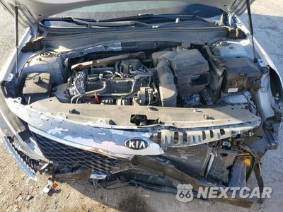 Zdjęcie 11 z 13 samochodu: 2016 KIA OPTIMA EX VIN:5XXGU4L32GG065182 - miniatura