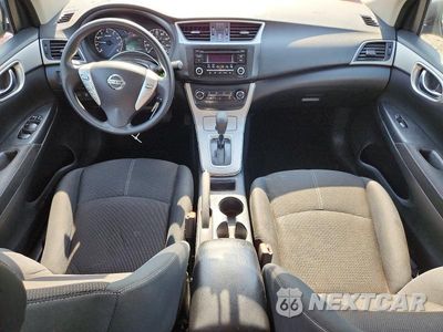 Zdjęcie 8 z 12 samochodu: 2015 NISSAN SENTRA S VIN:3N1AB7AP5FY276713 - miniatura