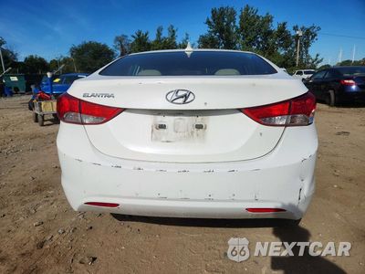 Zdjęcie 6 z 12 samochodu: 2013 HYUNDAI ELANTRA GLS VIN:5NPDH4AE0DH406445 - miniatura