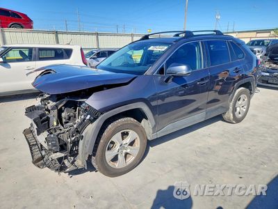 2021 TOYOTA RAV4 XLE 2T3P1RFV9MW152816 - główne zdjęcie licytacji z USA - miniatura