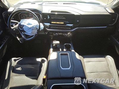 Zdjęcie 8 z 14 samochodu: 2022 GMC SIERRA K1500 SLT VIN:3GTUUDED9NG511041 - miniatura