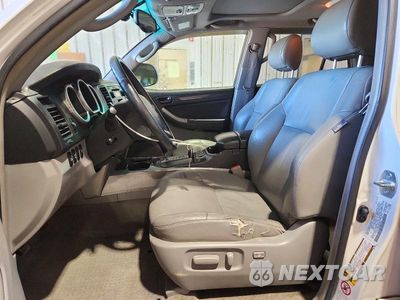 Zdjęcie 7 z 13 samochodu: 2005 TOYOTA 4RUNNER LIMITED VIN:JTEBT17R258022564 - miniatura