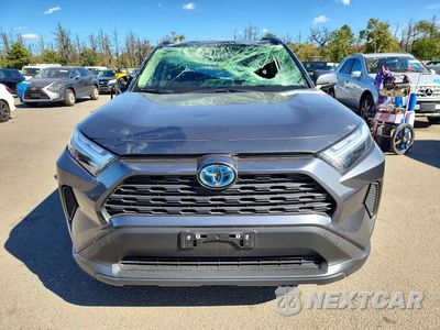 Piąte zdjęcie samochodu w środku: 2024 TOYOTA RAV4 HYBRID XLE VIN:JTMRWRFV3RD235558 - miniatura
