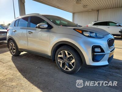 Czwarte zdjęcie samochodu z boku: 2020 KIA SPORTAGE EX VIN:KNDPN3AC5L7696098 - miniatura