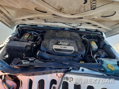 Zdjęcie 12 z 13 samochodu: 2016 JEEP WRANGLER UNLIMITED SPORT VIN:1C4BJWDGXGL333198 - miniatura