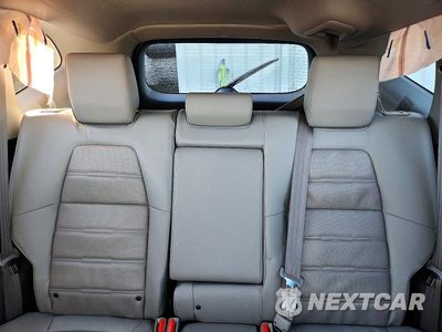 Zdjęcie 10 z 13 samochodu: 2018 HONDA CR-V TOURING VIN:7FARW2H90JE029624 - miniatura