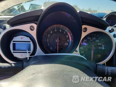 Zdjęcie 9 z 12 samochodu: 2010 NISSAN 370Z BASE VIN:JN1AZ4EH3AM506936 - miniatura