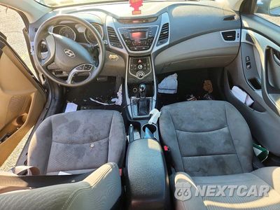 Zdjęcie 8 z 12 samochodu: 2016 HYUNDAI ELANTRA SE VIN:KMHDH4AE1GU486165 - miniatura