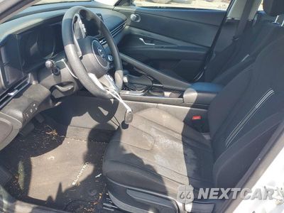 Zdjęcie 7 z 12 samochodu: 2023 HYUNDAI ELANTRA BLUE VIN:KMHLM4AJ9PU077397 - miniatura