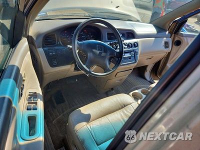 Zdjęcie 8 z 13 samochodu: 2000 HONDA ODYSSEY EX VIN:2HKRL1860YH515804 - miniatura