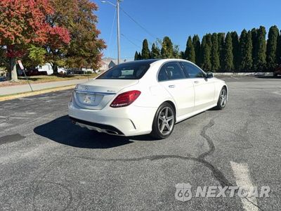 Czwarte zdjęcie samochodu z boku: 2015 MERCEDES-BENZ C 300 4MATIC VIN:55SWF4KB9FU006256 - miniatura