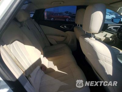 Zdjęcie 10 z 12 samochodu: 2015 CHRYSLER 200 LIMITED VIN:1C3CCCAB7FN531220 - miniatura