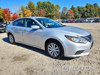 Czwarte zdjęcie samochodu z boku: 2017 NISSAN ALTIMA 2.5 S VIN:1N4AL3APXHN337479 - miniatura