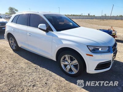 Czwarte zdjęcie samochodu z boku: 2018 AUDI Q5 PREMIUM VIN:WA1ANAFY6J2009360 - miniatura