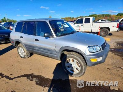 Czwarte zdjęcie samochodu z boku: 1998 TOYOTA RAV4 BASE VIN:JT3HP10V7W7100570 - miniatura