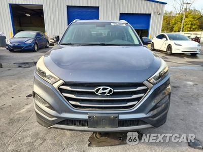 Piąte zdjęcie samochodu w środku: 2016 HYUNDAI TUCSON ECO VIN:KM8J3CA23GU124937 - miniatura