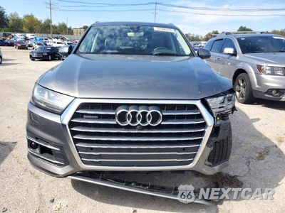 Piąte zdjęcie samochodu w środku: 2017 AUDI Q7 PREMIUM PLUS VIN:WA1LAAF7XHD016564 - miniatura