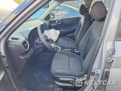 Zdjęcie 7 z 13 samochodu: 2022 HYUNDAI VENUE SE VIN:KMHRB8A35NU180855 - miniatura
