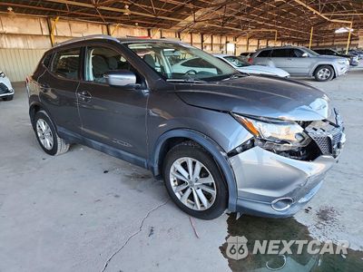 Czwarte zdjęcie samochodu z boku: 2017 NISSAN ROGUE SPORT SV VIN:JN1BJ1CR7HW128639 - miniatura