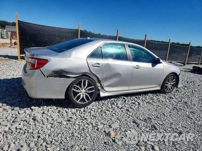 Trzecie zdjęcie samochodu z tyłu: 2014 TOYOTA CAMRY SE VIN:4T1BF1FK0EU757823 - miniatura