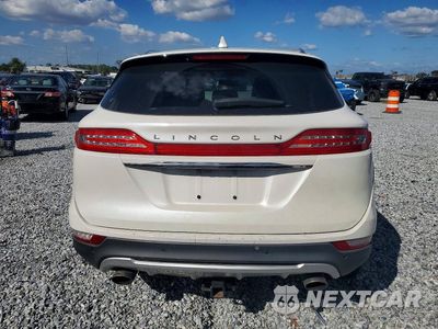 Zdjęcie 6 z 13 samochodu: 2019 LINCOLN MKC VIN:5LMCJ1C99KUL47017 - miniatura