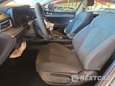 Zdjęcie 7 z 12 samochodu: 2021 KIA K5 LXS VIN:5XXG14J25MG061111 - miniatura