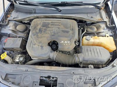 Zdjęcie 11 z 13 samochodu: 2017 CHRYSLER 300C VIN:2C3CCAEG2HH586454 - miniatura