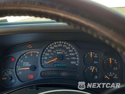 Zdjęcie 9 z 12 samochodu: 2004 GMC NEW SIERRA K3500 VIN:1GTJK33214F248175 - miniatura