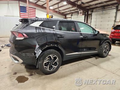 Trzecie zdjęcie samochodu z tyłu: 2023 KIA SPORTAGE LX VIN:KNDPUCAF8P7105846 - miniatura