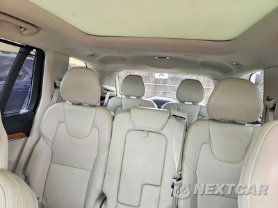 Zdjęcie 10 z 13 samochodu: 2016 VOLVO XC90 T6 VIN:YV4A22PL9G1025989 - miniatura