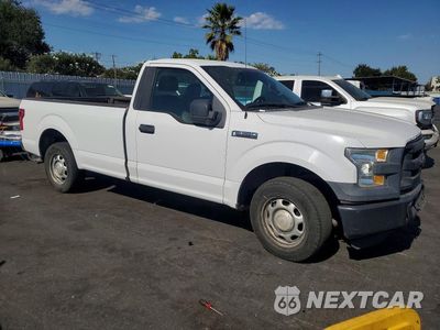 Czwarte zdjęcie samochodu z boku: 2015 FORD F150 VIN:1FTMF1C8XFKD51096 - miniatura