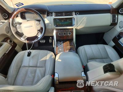 Zdjęcie 8 z 12 samochodu: 2017 LAND ROVER RANGE ROVER SUPERCHARGED VIN:SALGS2FE1HA366975 - miniatura
