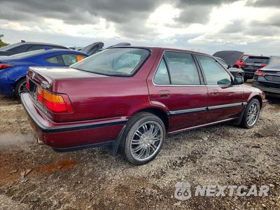 Trzecie zdjęcie samochodu z tyłu: 1989 HONDA ACCORD LX VIN:1HGCA5632KA067108 - miniatura