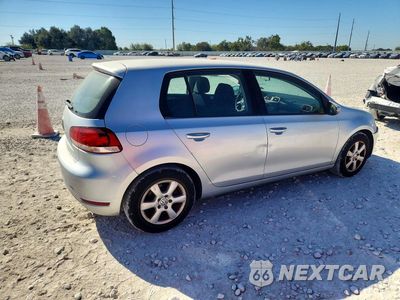 Trzecie zdjęcie samochodu z tyłu: 2013 VOLKSWAGEN GOLF VIN:WVWDB7AJ3DW017423 - miniatura