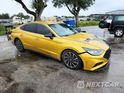 Czwarte zdjęcie samochodu z boku: 2020 HYUNDAI SONATA SEL PLUS VIN:5NPEJ4J29LH021091 - miniatura