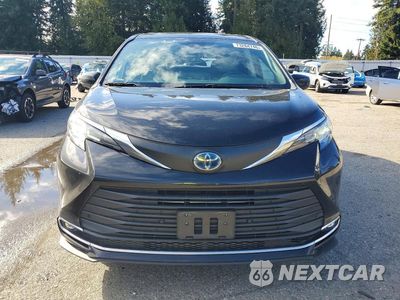 Piąte zdjęcie samochodu w środku: 2021 TOYOTA SIENNA XLE VIN:5TDYSKFC4MS022273 - miniatura