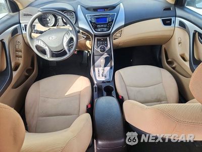 Zdjęcie 8 z 12 samochodu: 2013 HYUNDAI ELANTRA GLS VIN:5NPDH4AE8DH411263 - miniatura