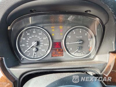 Zdjęcie 9 z 12 samochodu: 2011 BMW 328 XI VIN:WBAPK7C51BA971897 - miniatura