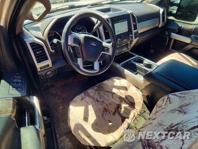 Zdjęcie 8 z 12 samochodu: 2018 FORD F350 SUPER DUTY VIN:1FT8X3DT1JEB49753 - miniatura